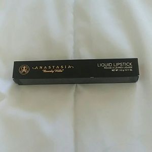 ABH Liquid Lipstick- Naked